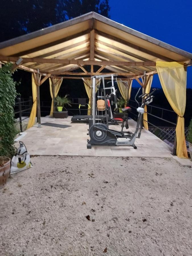 RivauxVila Avec, Piscine, Tennis.别墅 外观 照片